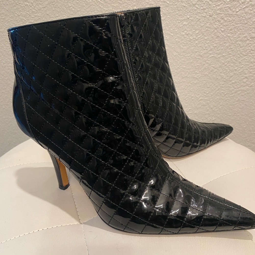 🐝~ boutique 9 ~ Black Patent Quilted Ankle Heeled Boots